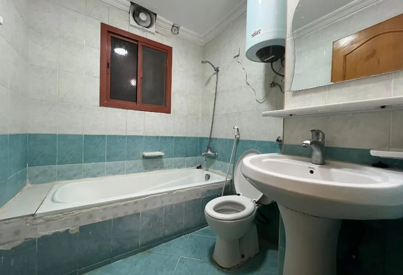 3 Bedroom Apartment - Bin Mahmoud