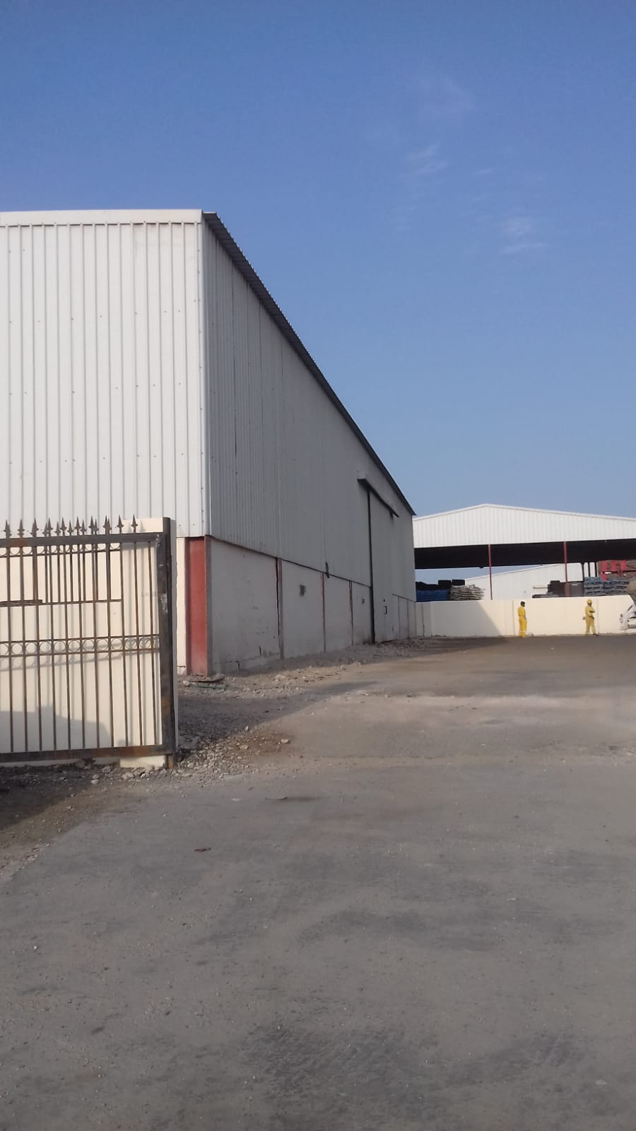 Garage And Work shop For Rent In Berkat Al Awamer