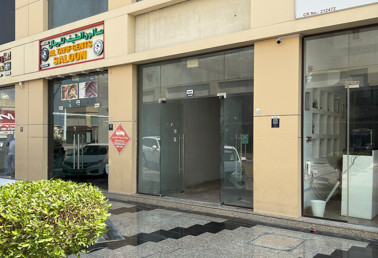 Shops 80SQM  for rent in bin al sheikh plaza